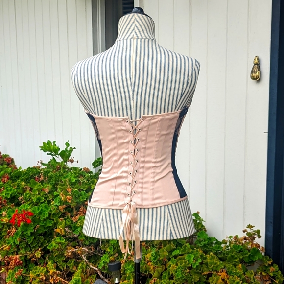 Bustier Corset Lace Up - Picture 2 of 13